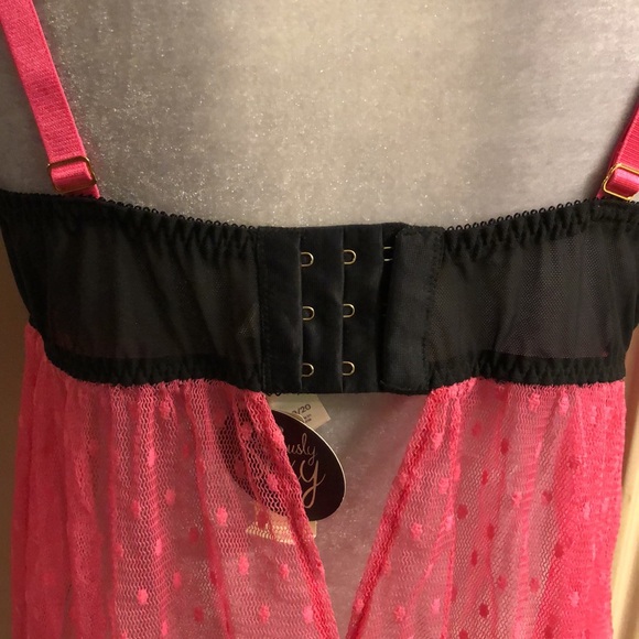 Cacique Seriously Sexy Chemise & Thong - Picture 6 of 15